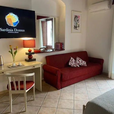 Sardinia Domus Oda ve Kahvaltı 3*