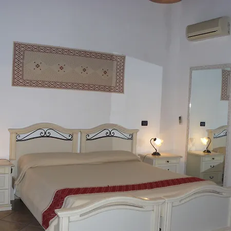 Sardinia Domus Oda ve Kahvaltı