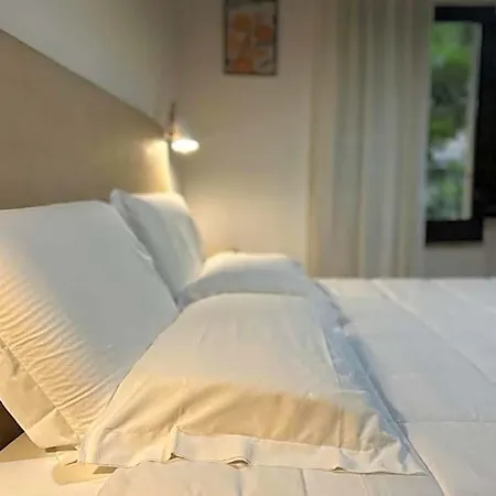 Alojamento de Acomodação e Pequeno-almoço Sardinia Domus 3*