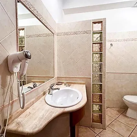 Alojamento de Acomodação e Pequeno-almoço Sardinia Domus Cagliari