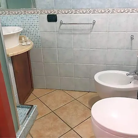 Sardinia Domus Alojamento de Acomodação e Pequeno-almoço Cagliari