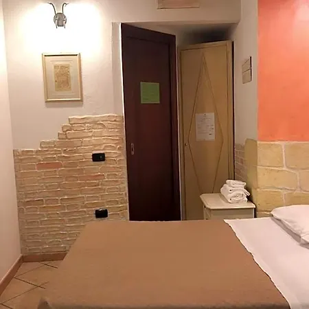 Alojamento de Acomodação e Pequeno-almoço Sardinia Domus 3*