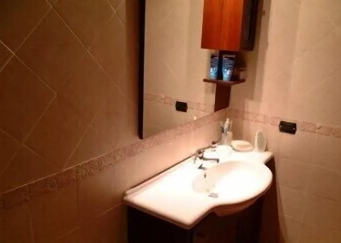 撒丁尼亚多莫斯酒店 3* 卡利亚里