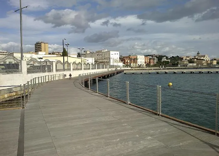 撒丁尼亚多莫斯酒店 卡利亚里