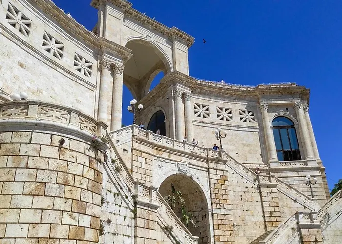 撒丁尼亚多莫斯酒店 卡利亚里