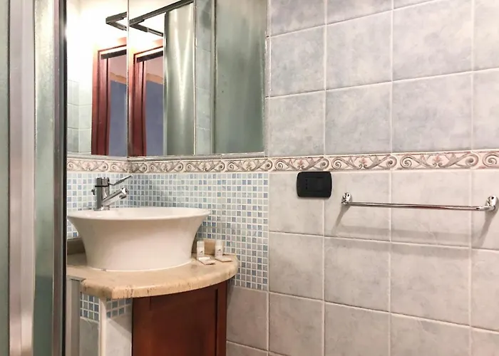 撒丁尼亚多莫斯酒店