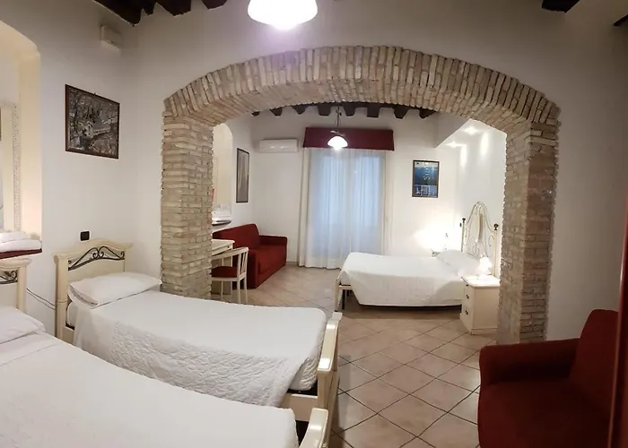 撒丁尼亚多莫斯酒店