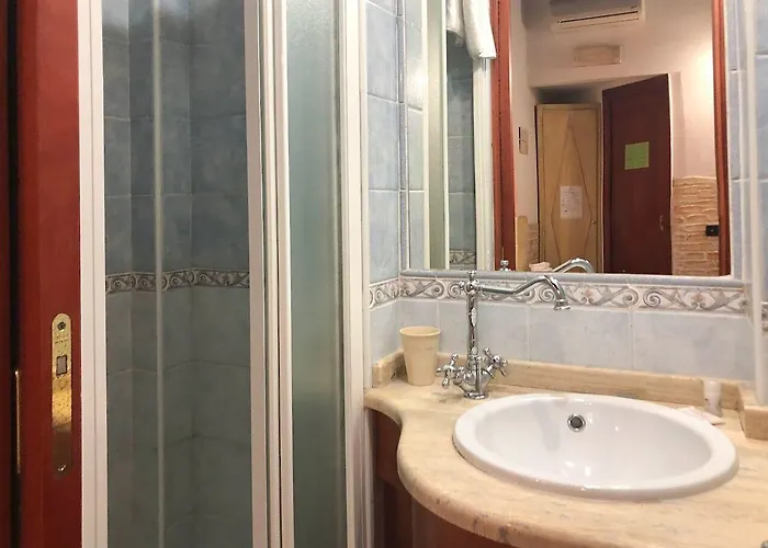 住宿加早餐酒店 撒丁尼亚多莫斯酒店 3*