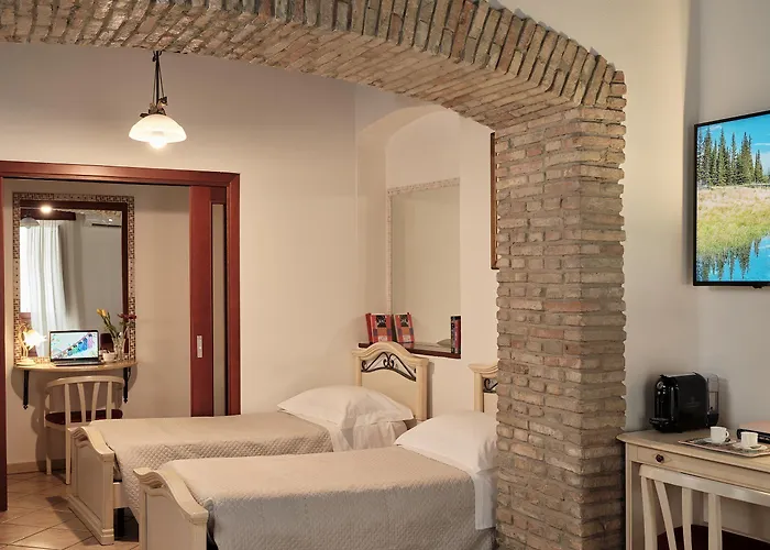 撒丁尼亚多莫斯酒店 住宿加早餐酒店