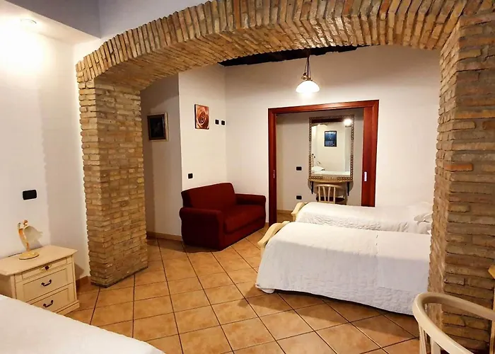 住宿加早餐酒店 撒丁尼亚多莫斯酒店 3*