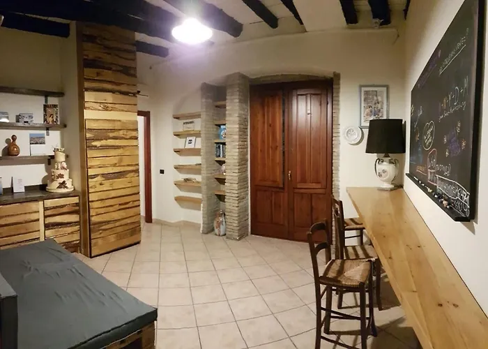 撒丁尼亚多莫斯酒店 住宿加早餐酒店 卡利亚里